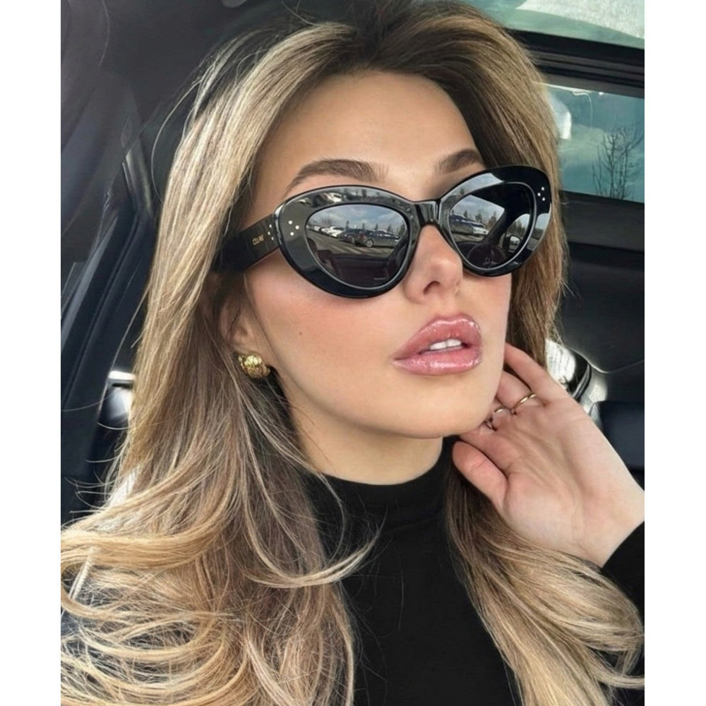 NWT Celine CL40320U-01A-52 Black 52mm Sunglasses